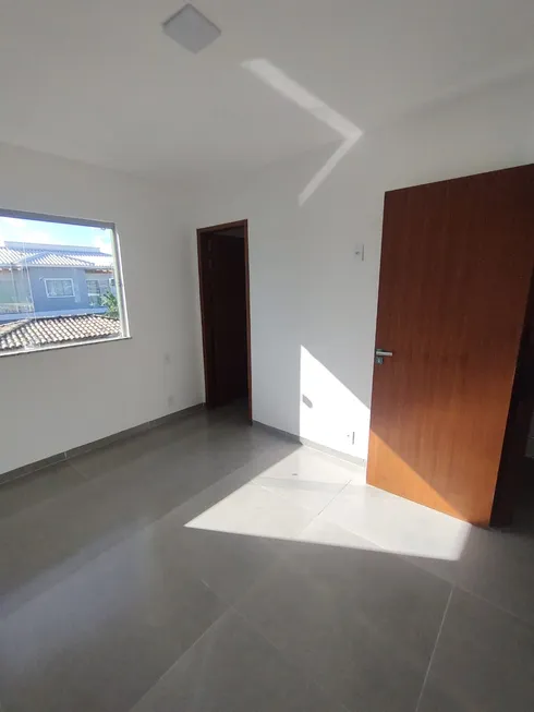 Foto 1 de Sobrado com 3 Quartos para alugar, 120m² em Taperapuan, Porto Seguro