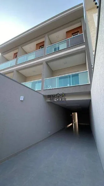 Foto 1 de Sobrado com 3 Quartos à venda, 206m² em Parque São Domingos, São Paulo