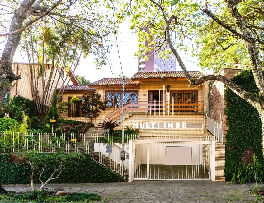 Foto 1 de Casa com 4 Quartos à venda, 350m² em Boa Vista, Porto Alegre