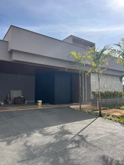 Foto 1 de Casa de Condomínio com 4 Quartos à venda, 250m² em Jardins Franca, Goiânia