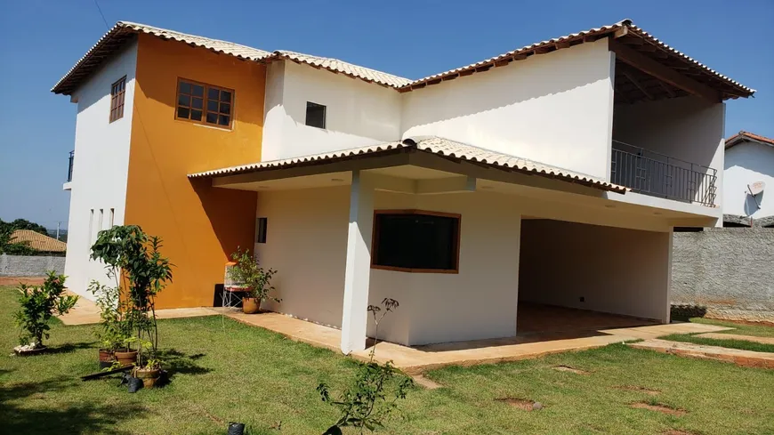 Foto 1 de Fazenda/Sítio com 3 Quartos à venda, 264m² em RESIDENCIAL ALVORADA, Aracoiaba da Serra