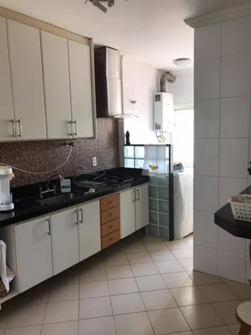 Foto 1 de Apartamento com 3 Quartos à venda, 116m² em Imbetiba, Macaé