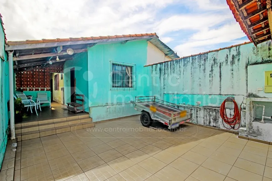 Foto 1 de Casa com 2 Quartos à venda, 91m² em Jardim Ribamar, Peruíbe