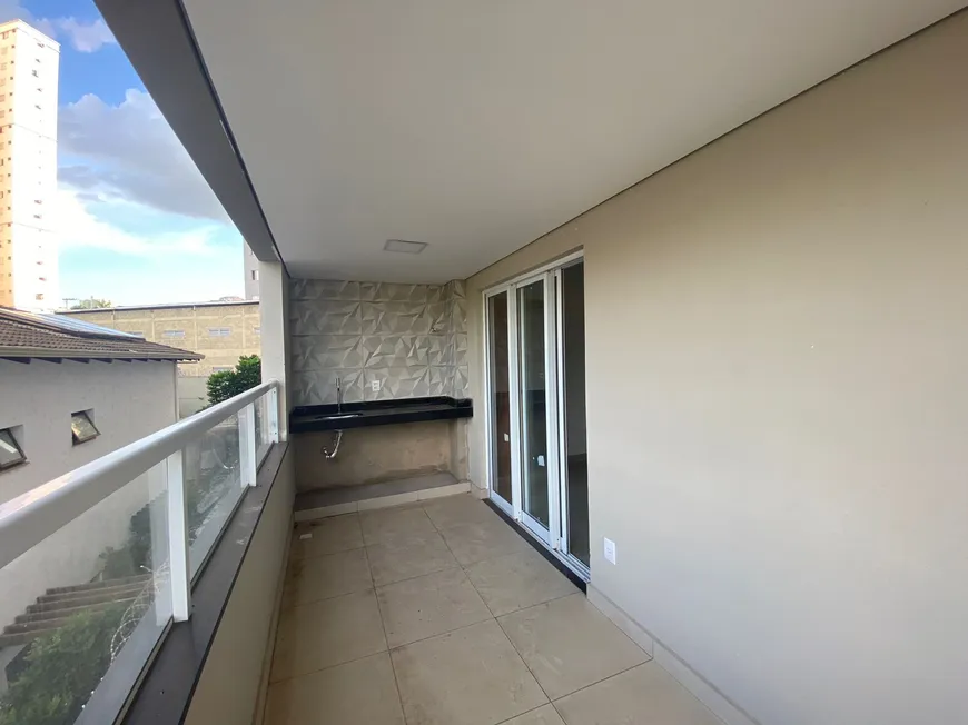 Foto 1 de Apartamento com 3 Quartos para alugar, 100m² em Tubalina, Uberlândia