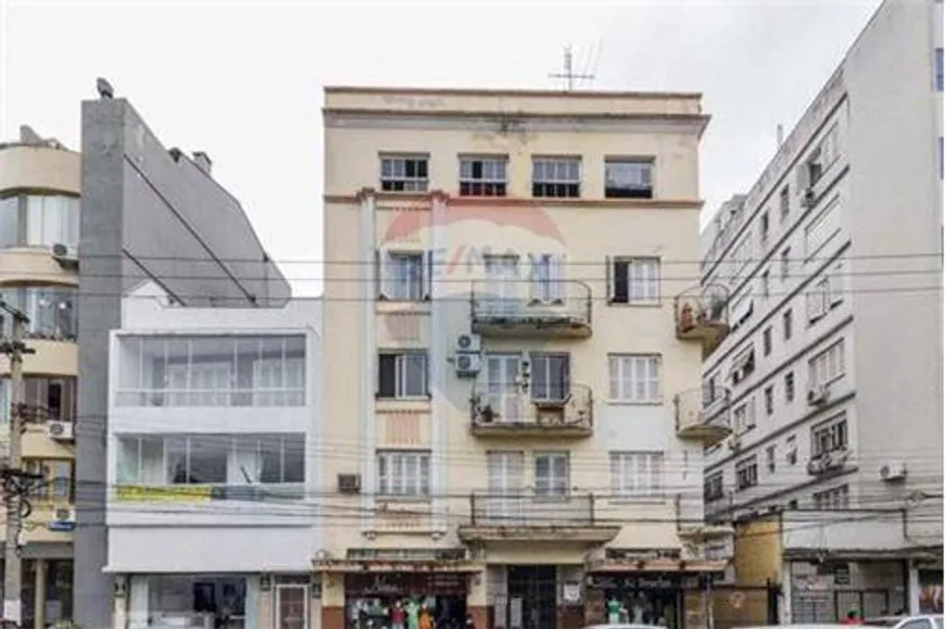 Foto 1 de Apartamento com 3 Quartos à venda, 150m² em Farroupilha, Porto Alegre
