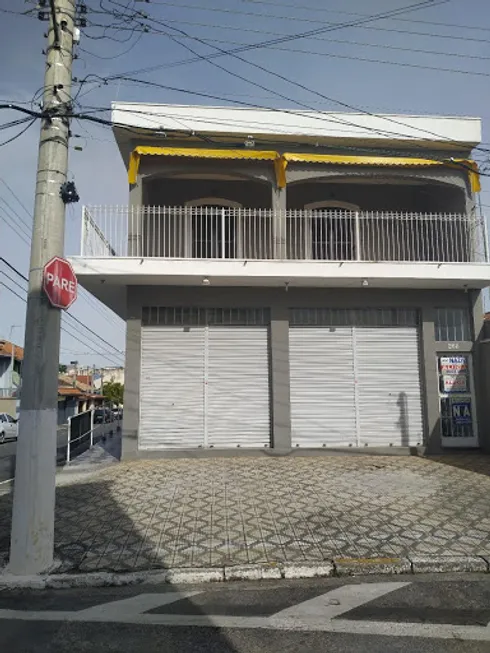 Foto 1 de Imóvel Comercial com 4 Quartos à venda, 240m² em Centro, Caçapava