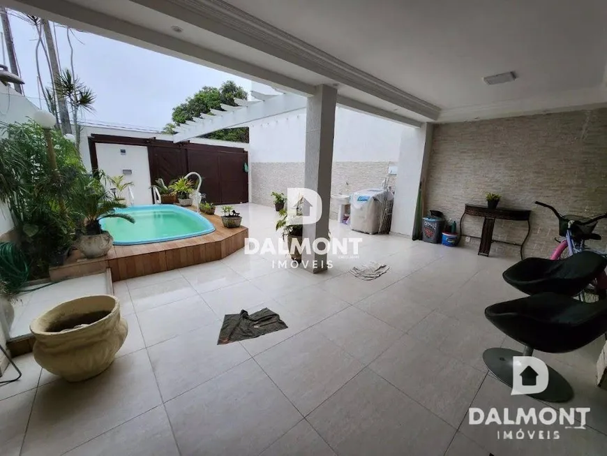 Foto 1 de Casa com 4 Quartos à venda, 153m² em Portinho, Cabo Frio