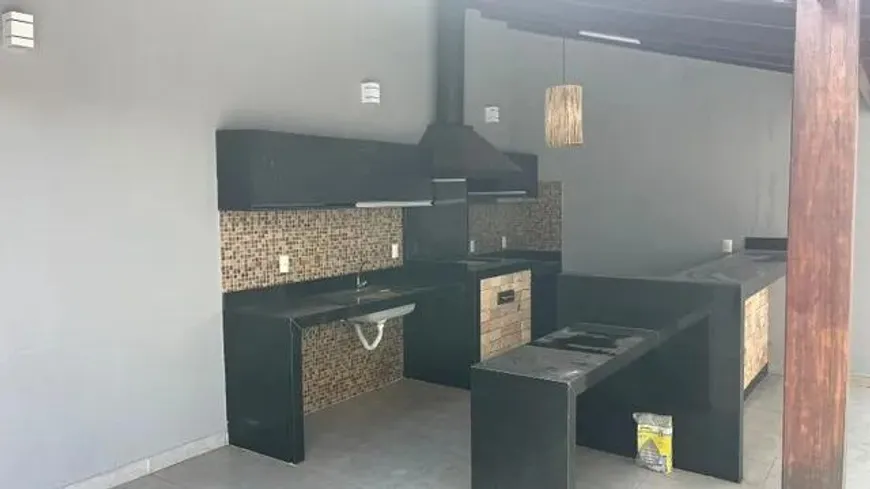 Foto 1 de Casa com 3 Quartos à venda, 184m² em Alto Umuarama, Uberlândia