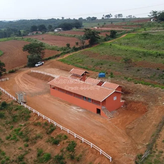 Foto 1 de Fazenda/Sítio com 3 Quartos à venda, 270m² em Chacaras Benvenuto IV, Artur Nogueira