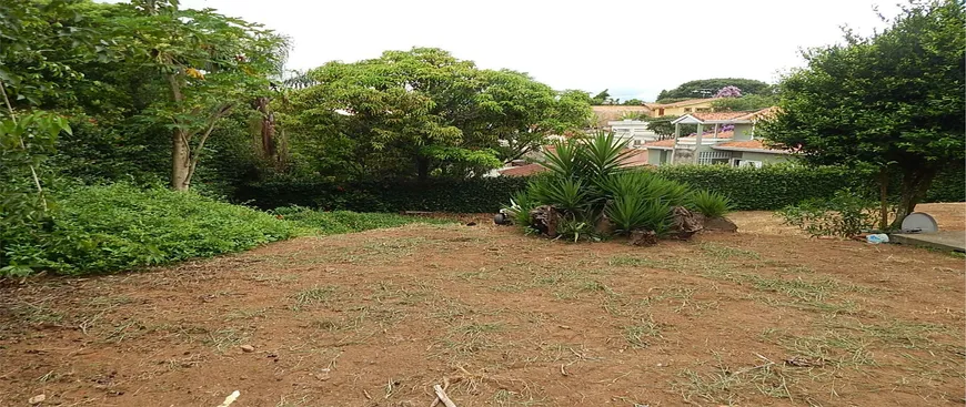 Foto 1 de Lote/Terreno à venda, 300m² em Granja Viana, Carapicuíba