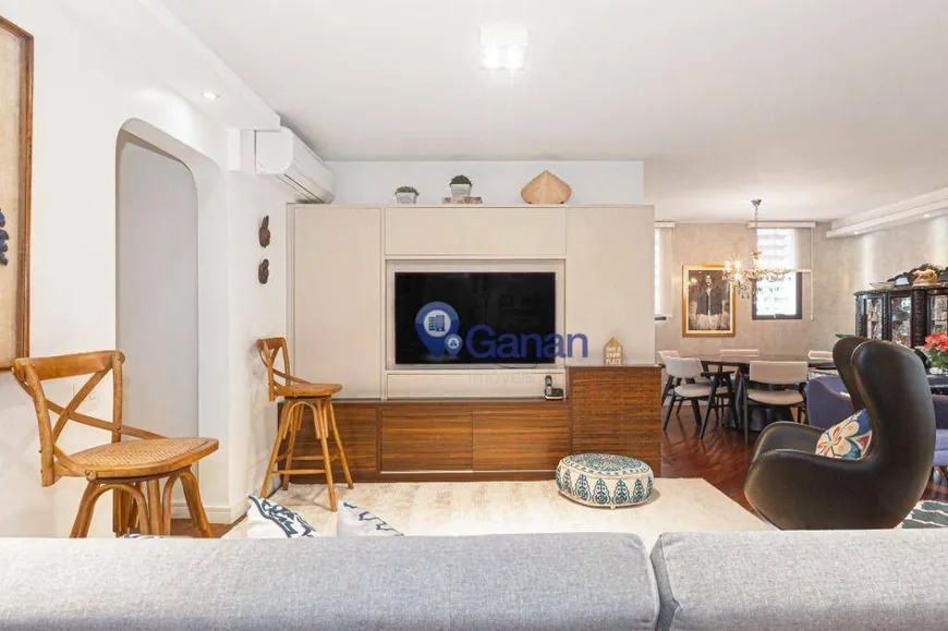 Foto 1 de Apartamento com 3 Quartos à venda, 184m² em Aclimação, São Paulo
