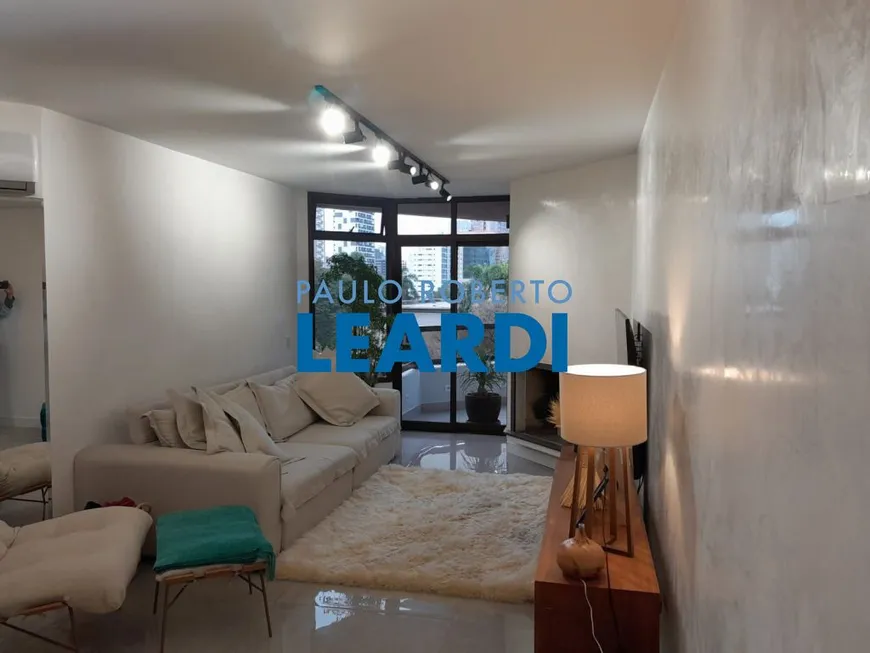 Foto 1 de Apartamento com 3 Quartos à venda, 138m² em Alto Da Boa Vista, São Paulo