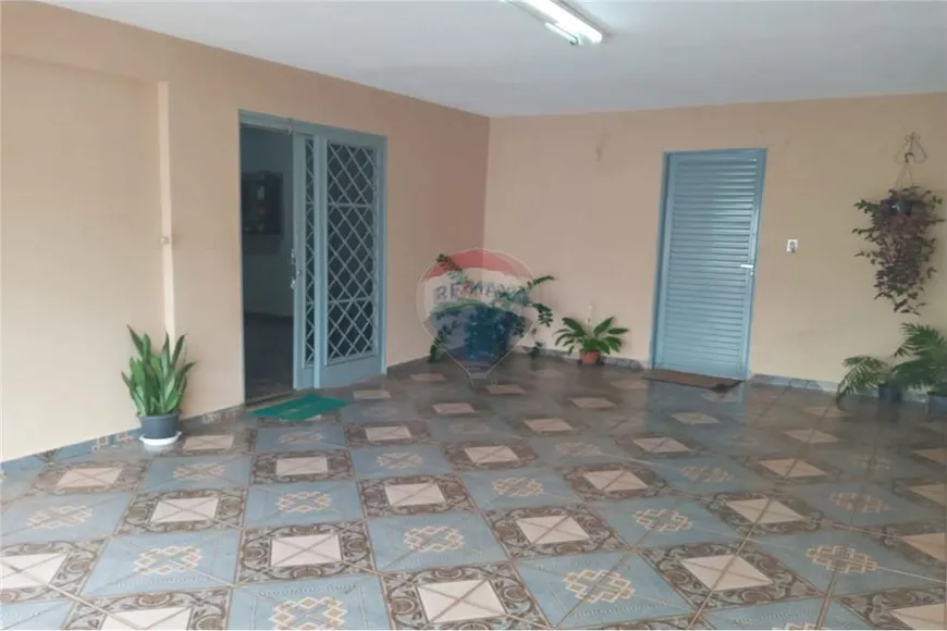 Foto 1 de Casa com 3 Quartos à venda, 132m² em Santa Cruz, Batatais