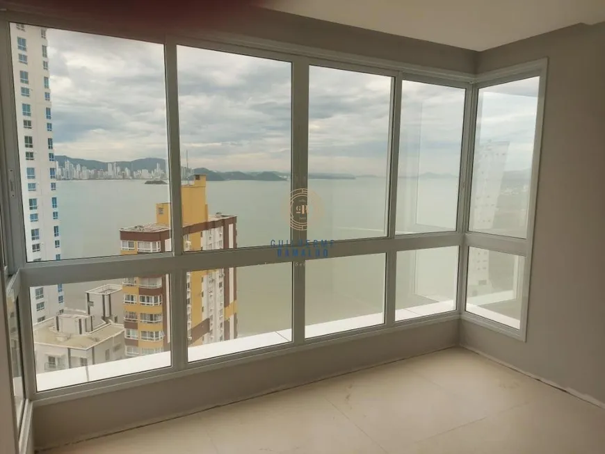 Foto 1 de Apartamento com 3 Quartos à venda, 153m² em Centro, Balneário Camboriú