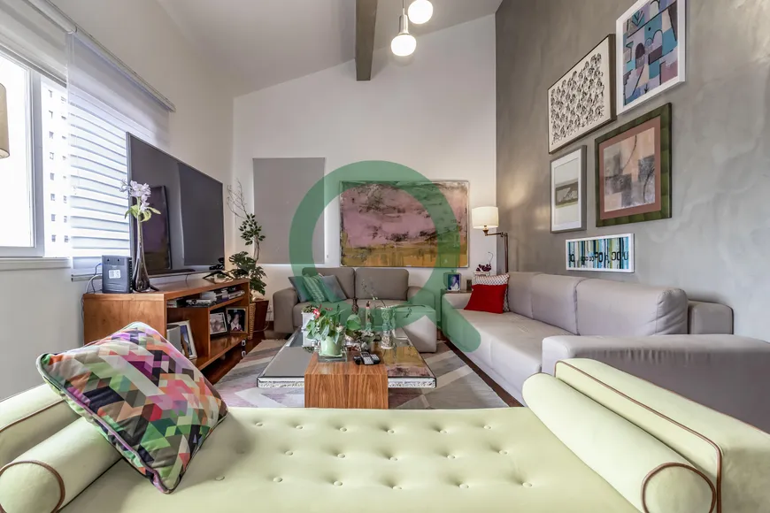 Foto 1 de Casa com 5 Quartos à venda, 390m² em Vila Madalena, São Paulo