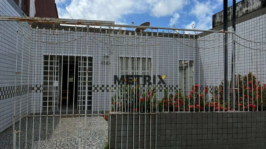 Foto 1 de Casa com 3 Quartos para venda ou aluguel, 80m² em Serrinha, Fortaleza