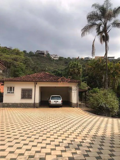 Foto 1 de Casa de Condomínio com 4 Quartos à venda, 350m² em Vila del Rey, Nova Lima