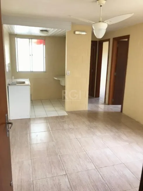 Foto 1 de Apartamento com 2 Quartos à venda, 39m² em Vila Nova, Porto Alegre