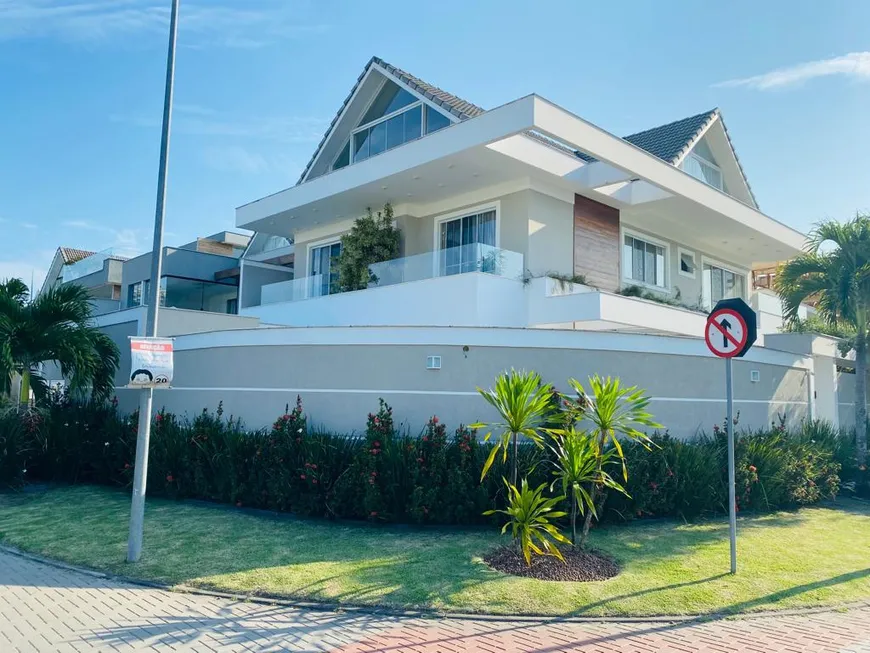 Foto 1 de Casa de Condomínio com 5 Quartos à venda, 380m² em Recreio Dos Bandeirantes, Rio de Janeiro