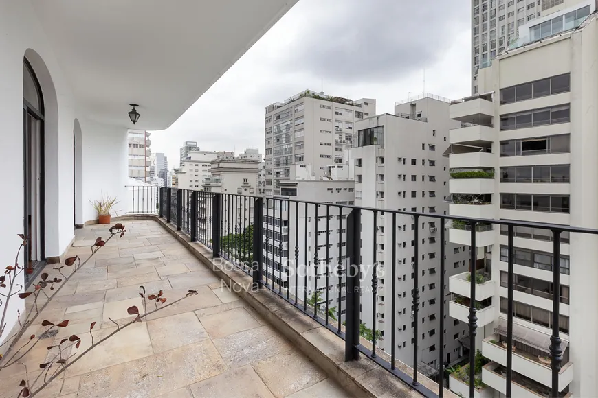 Foto 1 de Apartamento com 3 Quartos para alugar, 316m² em Jardim América, São Paulo