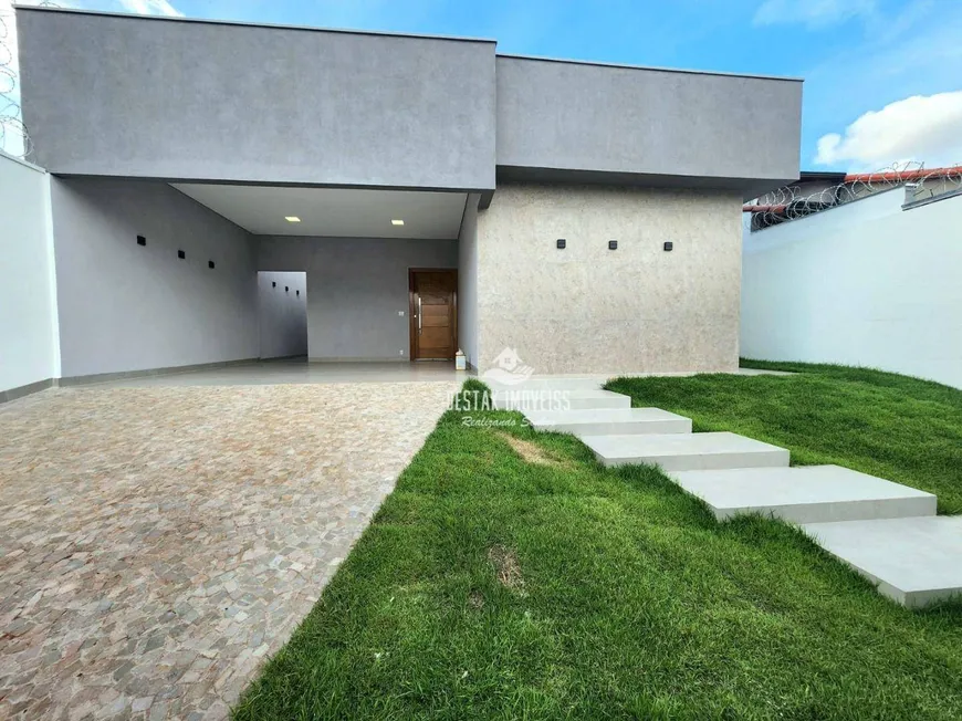 Foto 1 de Casa com 3 Quartos à venda, 185m² em Cidade Jardim, Uberlândia
