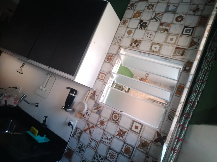 Foto 1 de Kitnet com 1 Quarto para alugar, 30m² em Itapuã, Salvador