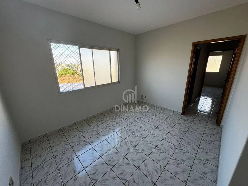 Foto 1 de Apartamento com 2 Quartos para alugar, 75m² em Jardim Irajá, Ribeirão Preto