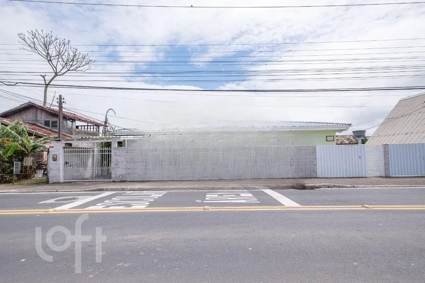 Foto 1 de Casa com 5 Quartos à venda, 265m² em Tapera da Base, Florianópolis