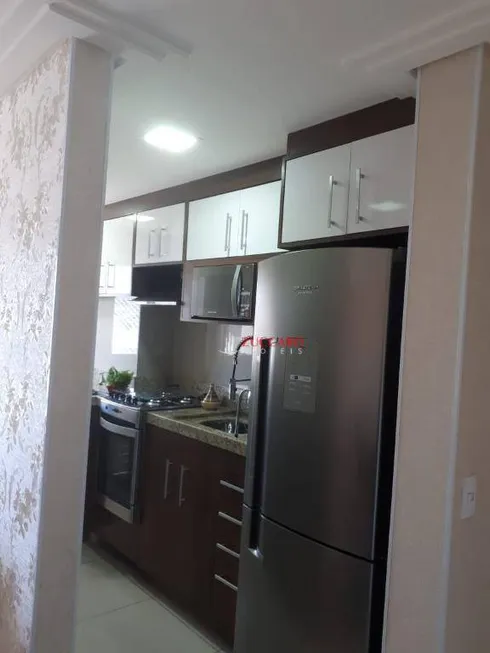 Foto 1 de Apartamento com 2 Quartos à venda, 51m² em Vila Rio de Janeiro, Guarulhos