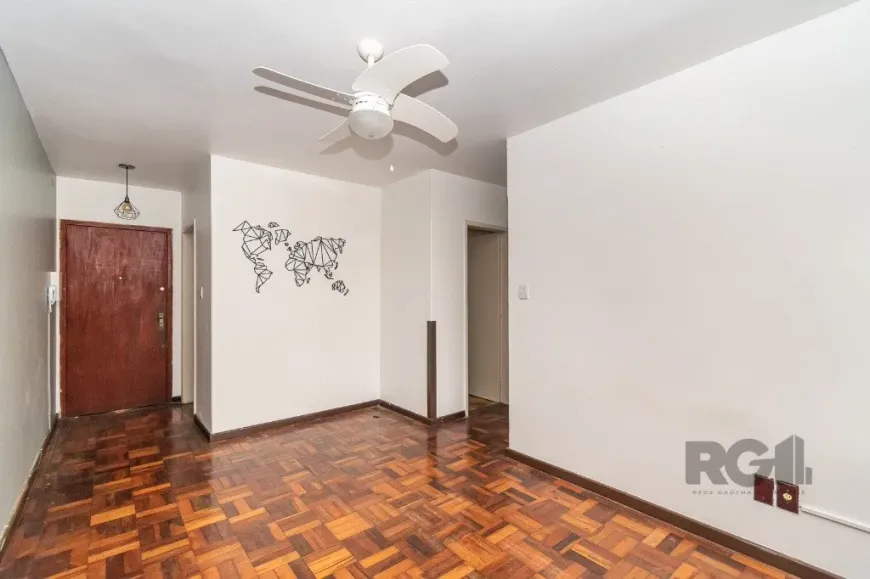 Foto 1 de Apartamento com 2 Quartos à venda, 55m² em Petrópolis, Porto Alegre