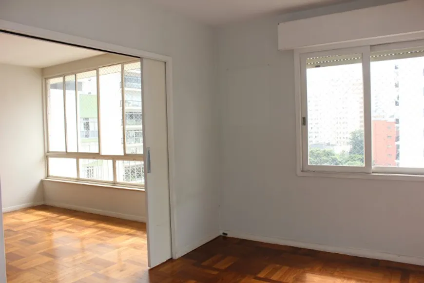 Foto 1 de Apartamento com 3 Quartos à venda, 192m² em Jardim América, São Paulo