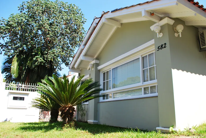 Foto 1 de Casa com 3 Quartos à venda, 250m² em Jardim Isabel, Porto Alegre