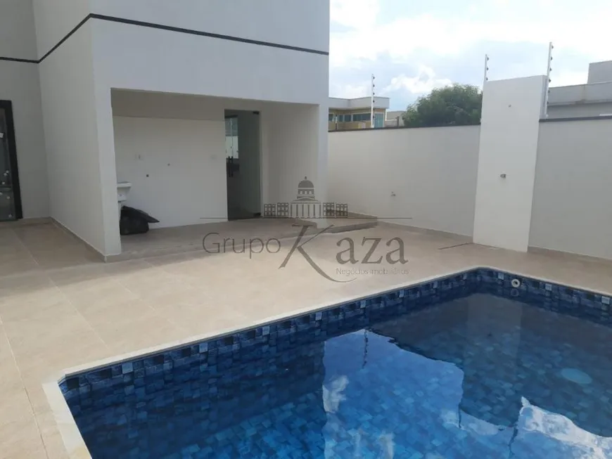 Foto 1 de Sobrado com 3 Quartos à venda, 148m² em Villa Branca, Jacareí