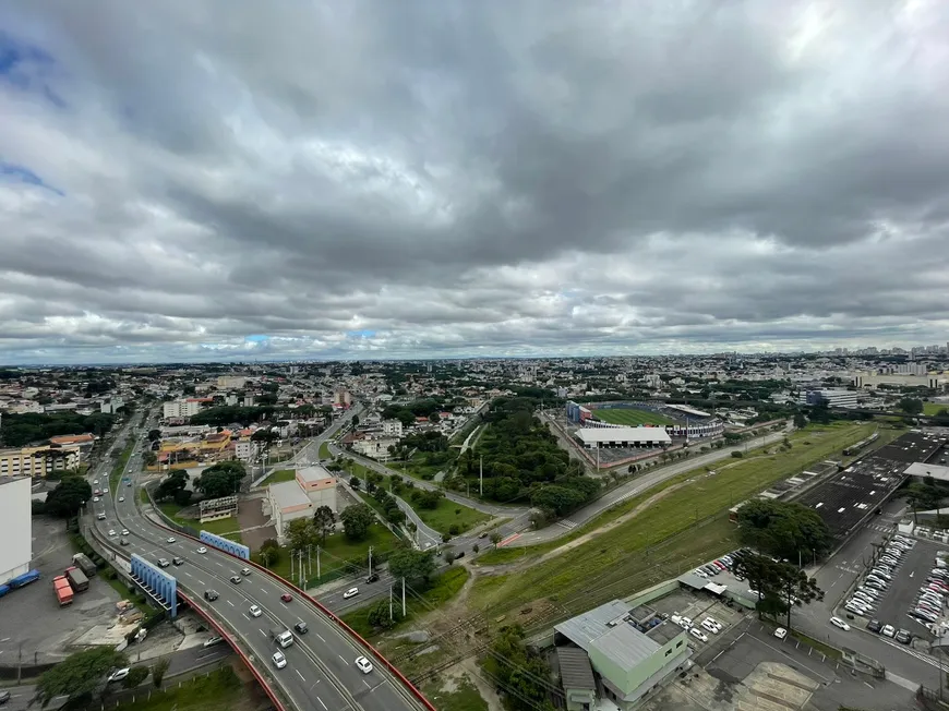 Foto 1 de Apartamento com 1 Quarto à venda, 50m² em Cristo Rei, Curitiba