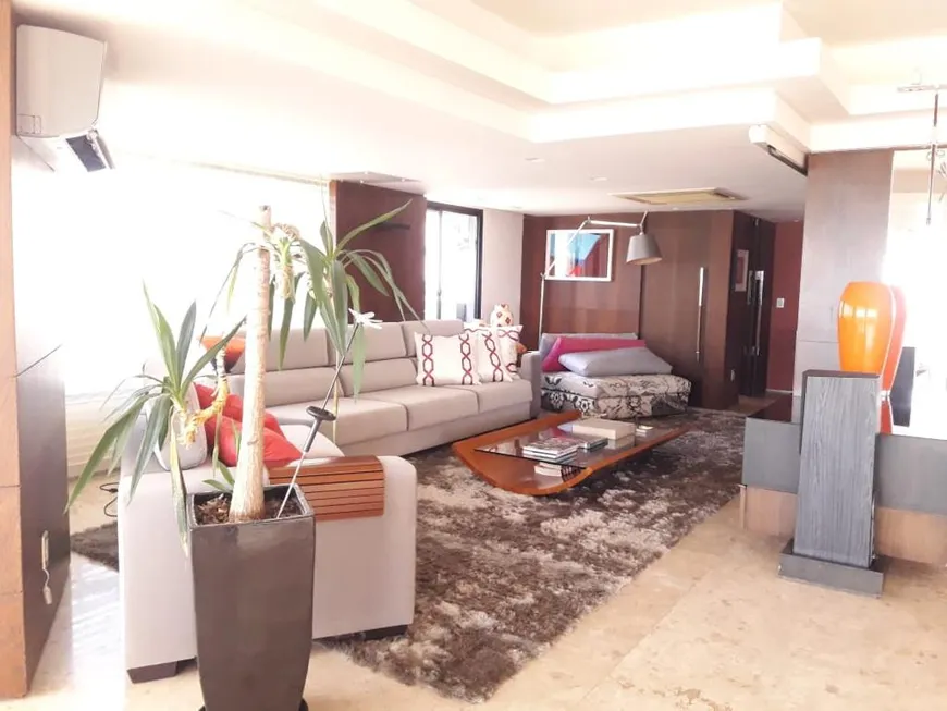 Foto 1 de Apartamento com 2 Quartos para alugar, 290m² em Mucuripe, Fortaleza