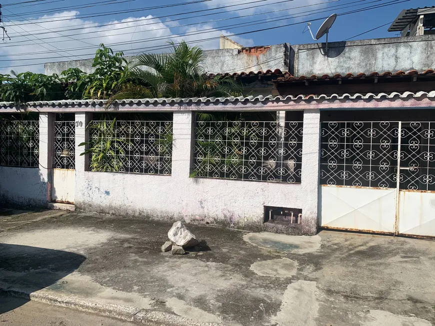 Foto 1 de Casa com 2 Quartos à venda, 90m² em da Luz, Nova Iguaçu