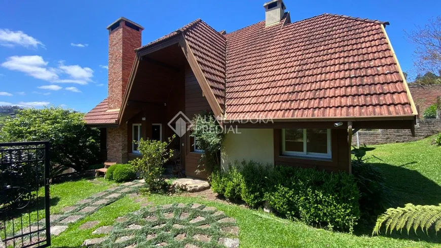 Foto 1 de Casa com 2 Quartos à venda, 195m² em Vale das Colinas, Gramado