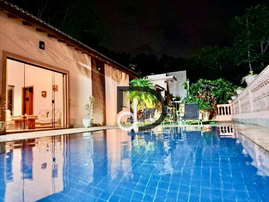 Foto 1 de Casa de Condomínio com 3 Quartos à venda, 348m² em Condominio Marambaia, Vinhedo