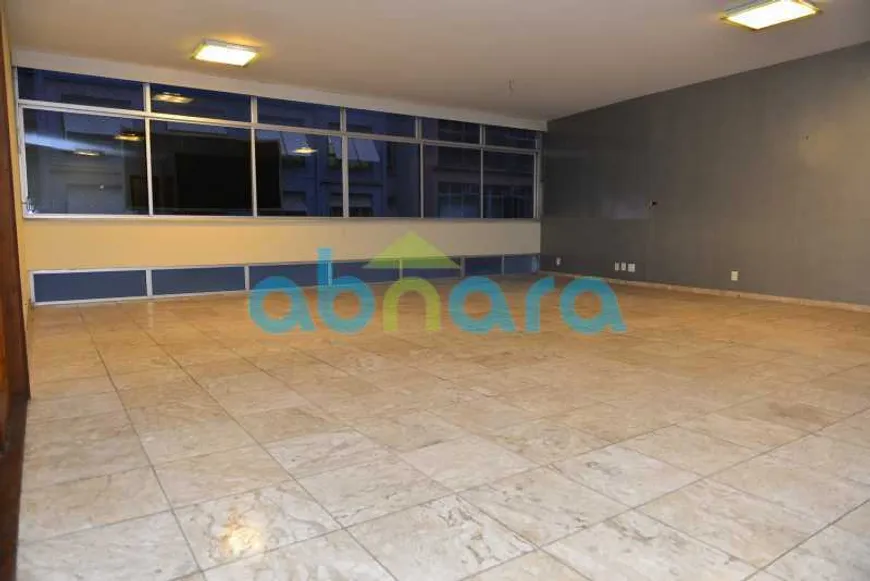 Foto 1 de Apartamento com 3 Quartos à venda, 280m² em Copacabana, Rio de Janeiro