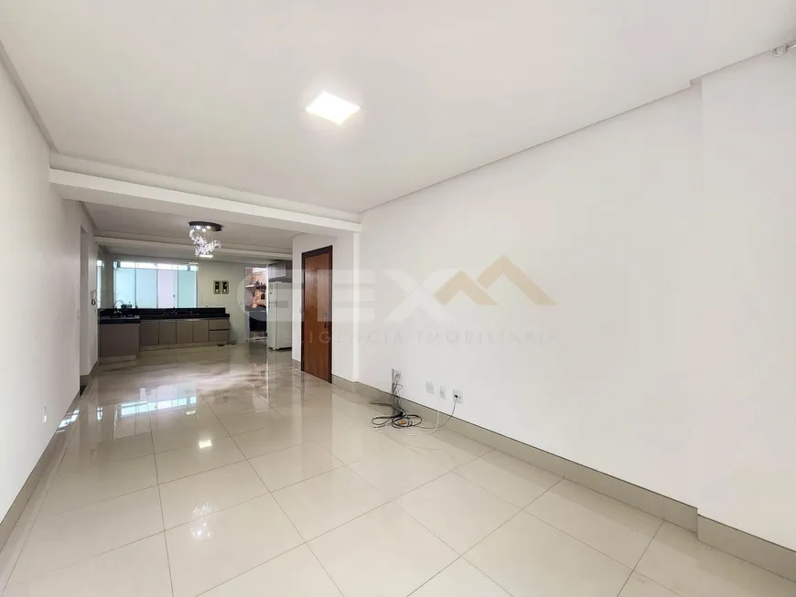 Foto 1 de Apartamento com 3 Quartos à venda, 145m² em Nossa Senhora das Graças, Divinópolis