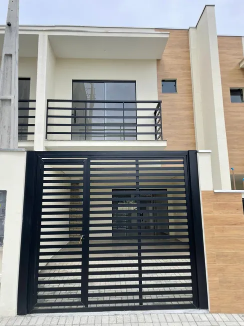 Foto 1 de Sobrado com 2 Quartos à venda, 113m² em Itacolomi, Balneário Piçarras