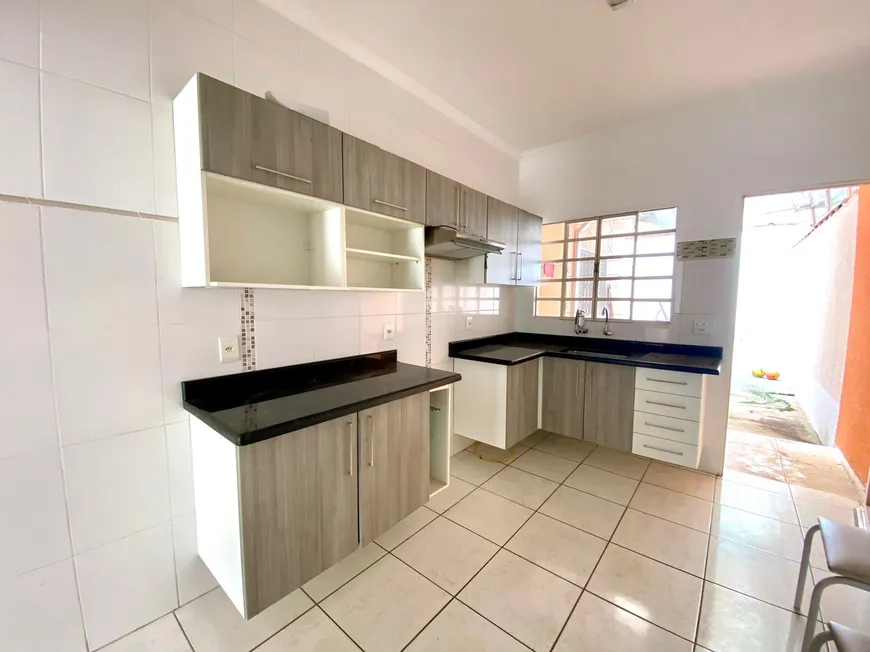 Foto 1 de Casa com 2 Quartos à venda, 69m² em Jardim Residencial Villa Amato, Sorocaba