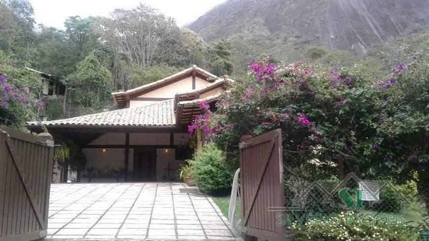 Foto 1 de Casa de Condomínio com 6 Quartos à venda, 450m² em Araras, Petrópolis