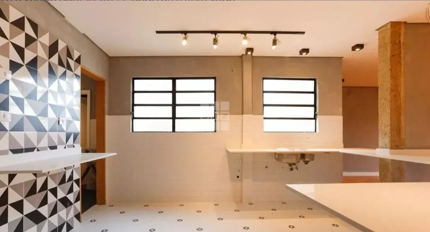 Foto 1 de Apartamento com 2 Quartos à venda, 154m² em Santa Ifigênia, São Paulo