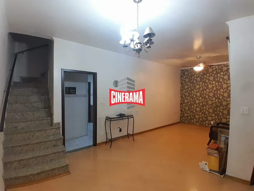 Foto 1 de Sobrado com 3 Quartos à venda, 200m² em Santa Paula, São Caetano do Sul