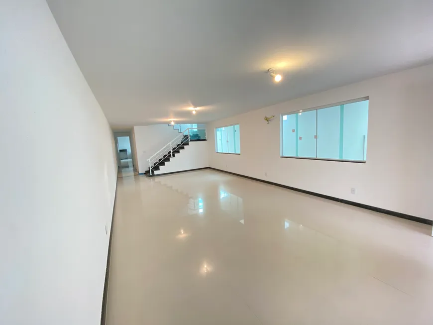 Foto 1 de Casa com 5 Quartos à venda, 330m² em São Francisco, Niterói