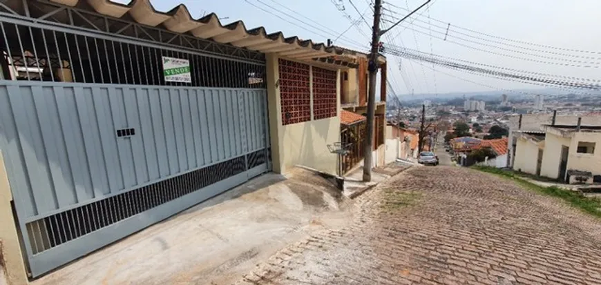 Foto 1 de Casa com 3 Quartos à venda, 170m² em Centro, Jacareí