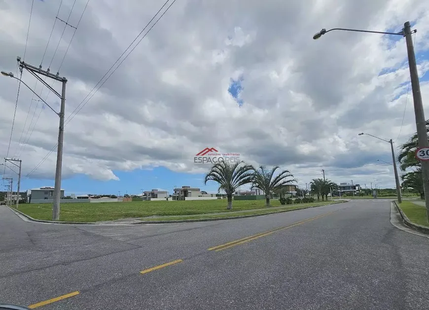 Foto 1 de Lote/Terreno à venda, 426m² em Peró, Cabo Frio