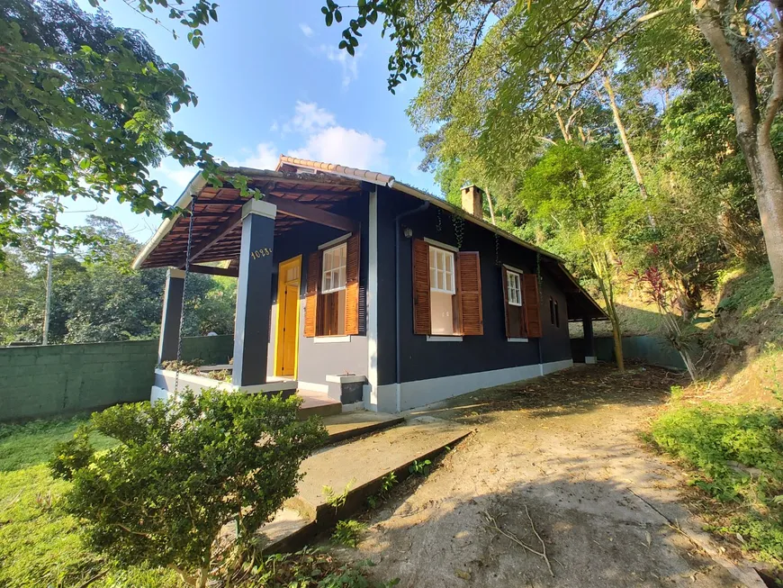 Foto 1 de Casa com 3 Quartos à venda, 120m² em Mosela, Petrópolis