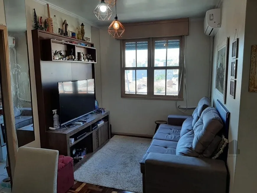 Foto 1 de Apartamento com 2 Quartos à venda, 52m² em Santana, Porto Alegre